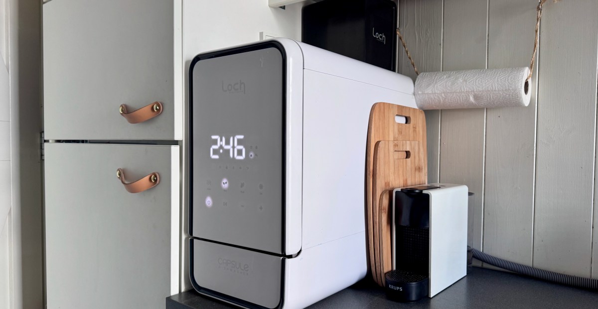 Loch’s Capsule dishwasher is small, fast, and efficient without plumbing Loch’s Capsule dishwasher is small, fast, and efficient without plumbing