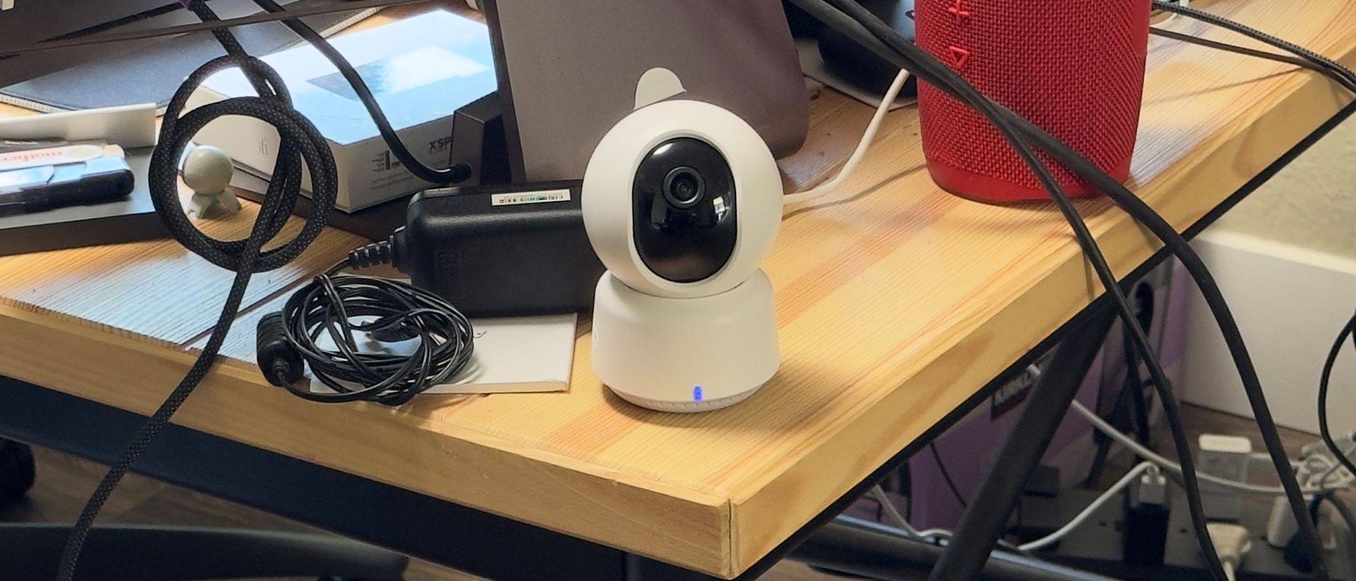 Aqara Camera E1: A smart camera with excellent privacy features Aqara 2K Indoor Security Camera E1