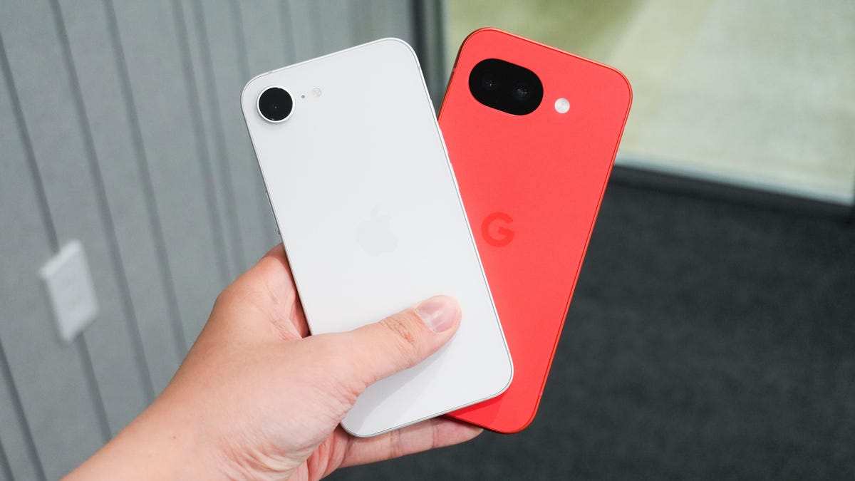 Why I use Apple's and Google's password managers - and Why I use Apple's and Google's password managers - and don't mind the chaos