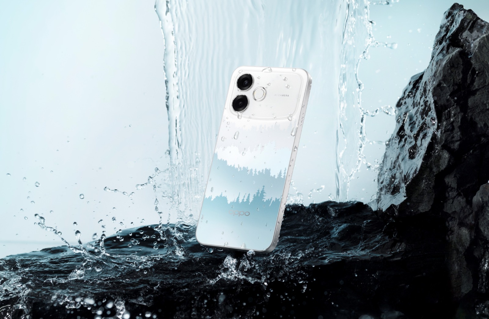 OPPO F33 Series to Launch With IP69K Rating and 7,000mAh OPPO F33 Pro being splashed with water