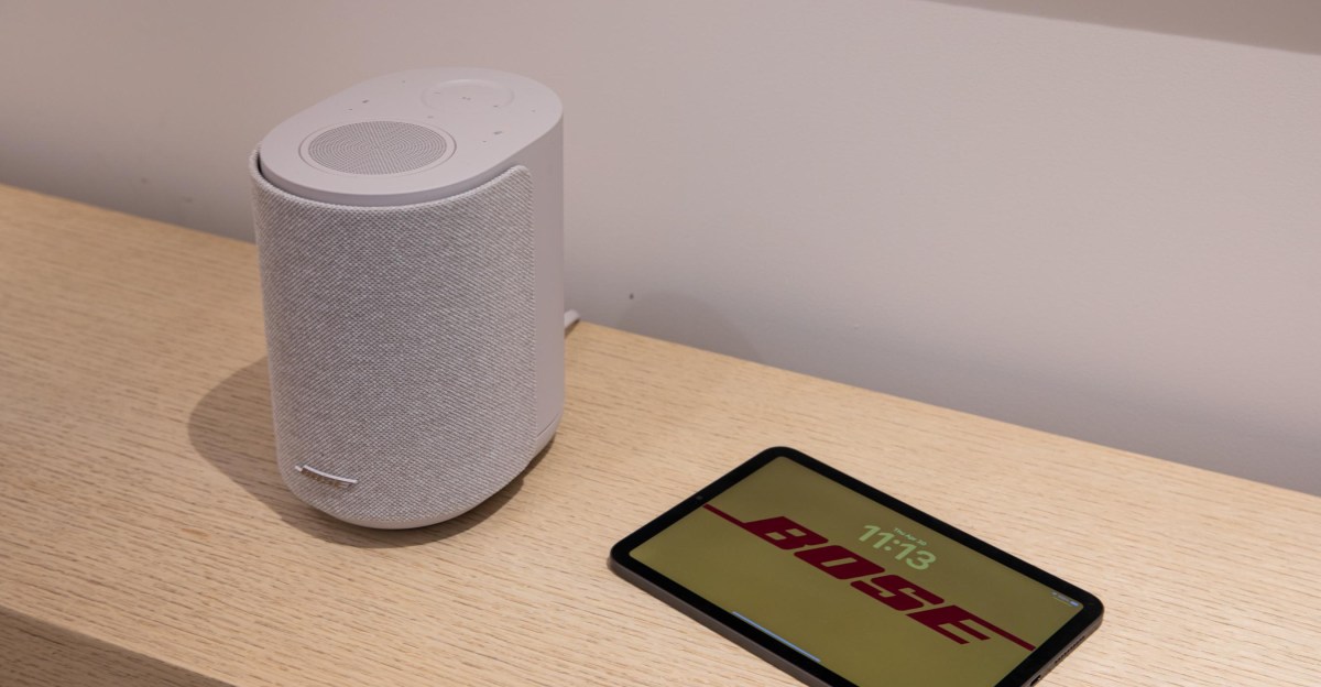 Bose takes a swing at Sonos with its new home Bose takes a swing at Sonos with its new home speakers
