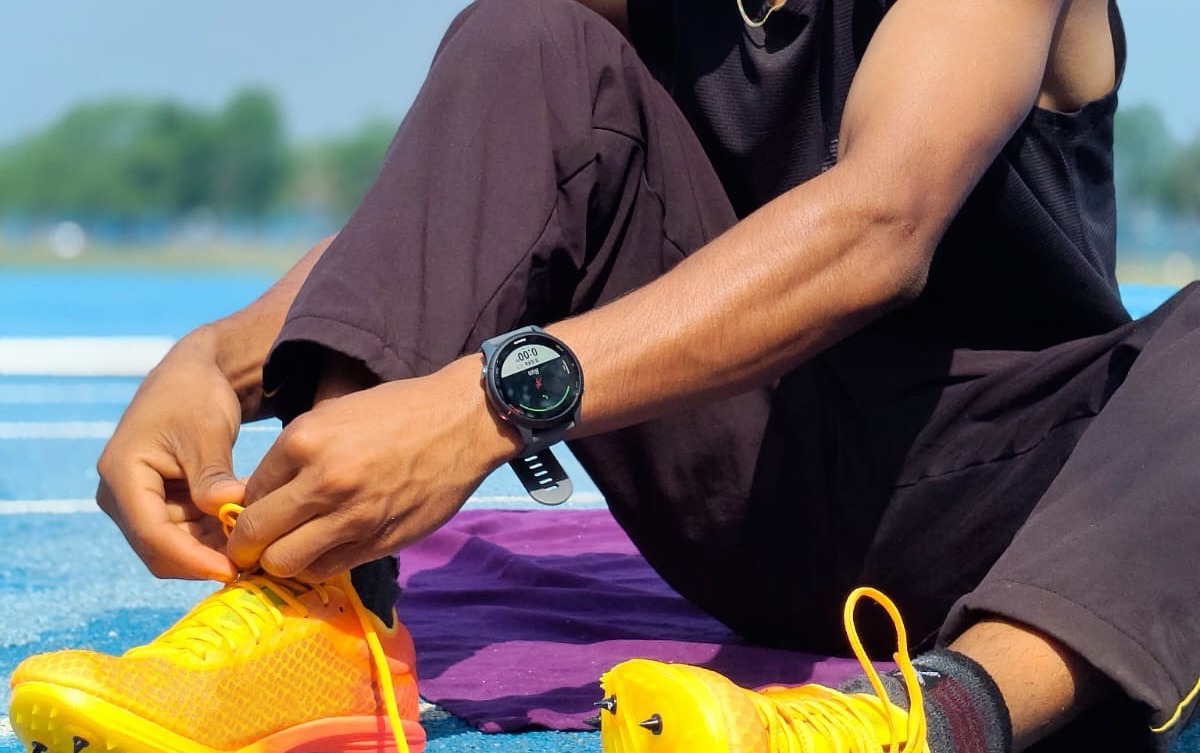 Garmin Partners With MyKrida to Support Grassroots Athletes in India A person wearing the Garmin forerunner 255