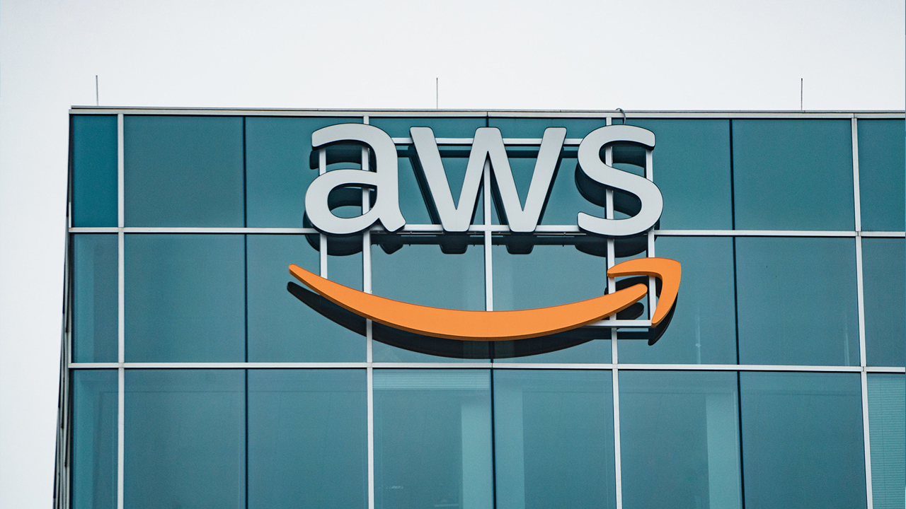 Amazon Workers Allege Intimidation After Public Testimony on Data-Center Rules WinBuzzer